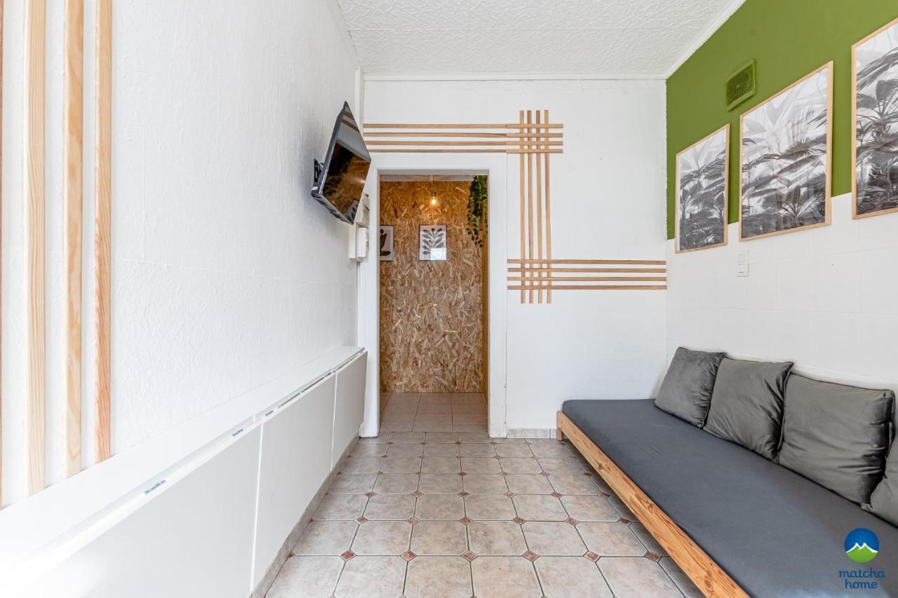 3 Appts - 3 A 7 Lits - Parfait 6 A 10 Pers - Max 26 Pers - 1 Immeuble - Convivialite, Rentabilite ------ English - 3 Apts - 3 To 7 Beds - Ideal For 6 To 10 Guests - Up To 26 - Same Building - Friendly, Flexible Hettange-Grande Extérieur photo