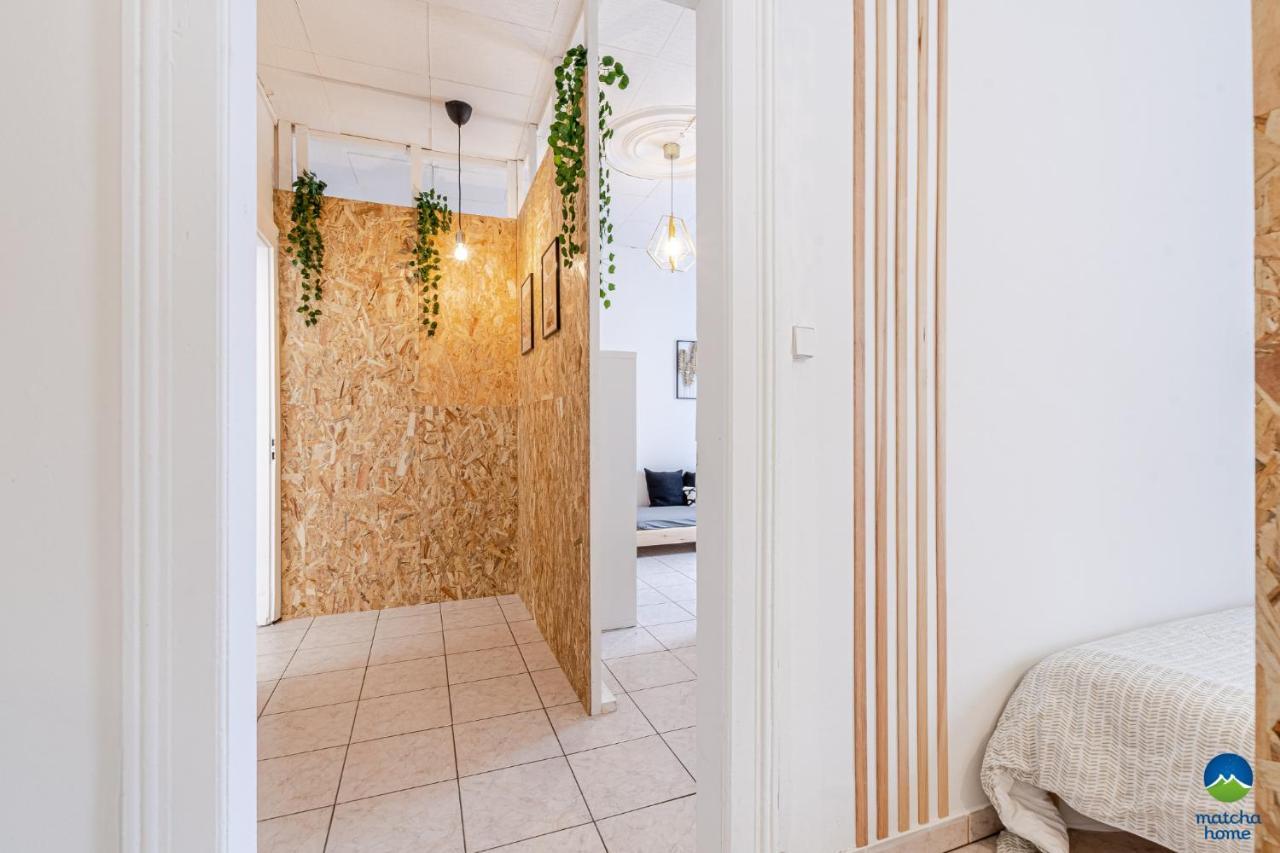 3 Appts - 3 A 7 Lits - Parfait 6 A 10 Pers - Max 26 Pers - 1 Immeuble - Convivialite, Rentabilite ------ English - 3 Apts - 3 To 7 Beds - Ideal For 6 To 10 Guests - Up To 26 - Same Building - Friendly, Flexible Hettange-Grande Extérieur photo