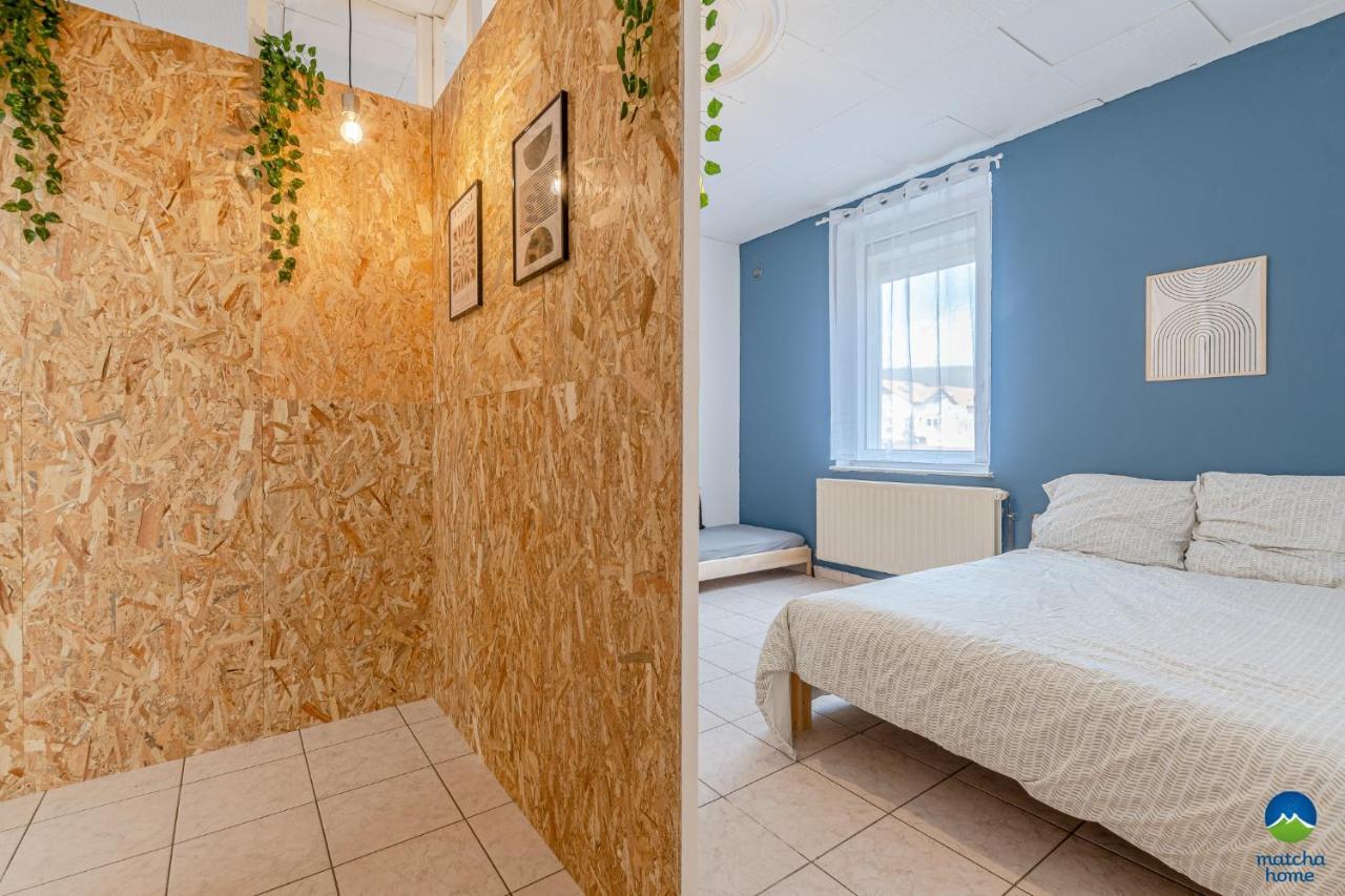 3 Appts - 3 A 7 Lits - Parfait 6 A 10 Pers - Max 26 Pers - 1 Immeuble - Convivialite, Rentabilite ------ English - 3 Apts - 3 To 7 Beds - Ideal For 6 To 10 Guests - Up To 26 - Same Building - Friendly, Flexible Hettange-Grande Extérieur photo