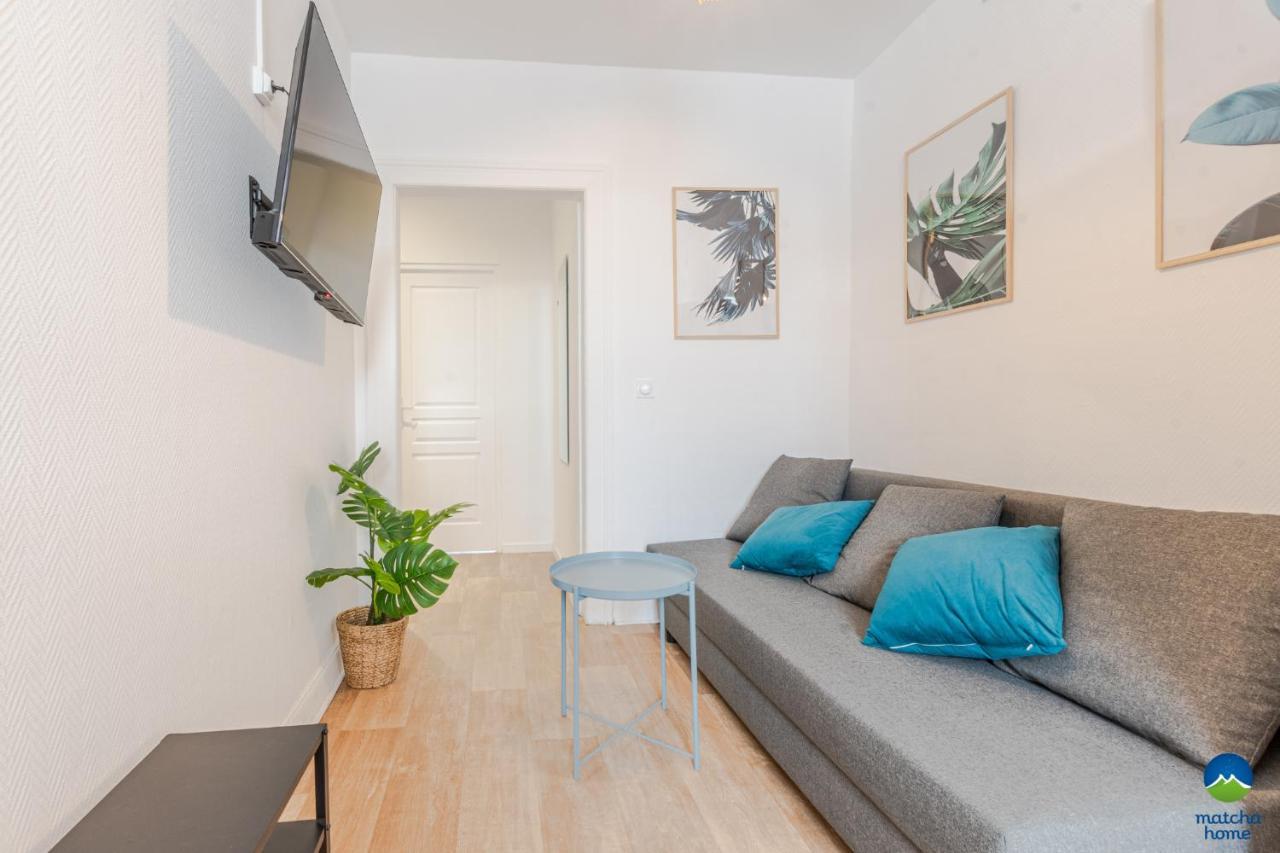 3 Appts - 3 A 7 Lits - Parfait 6 A 10 Pers - Max 26 Pers - 1 Immeuble - Convivialite, Rentabilite ------ English - 3 Apts - 3 To 7 Beds - Ideal For 6 To 10 Guests - Up To 26 - Same Building - Friendly, Flexible Hettange-Grande Extérieur photo