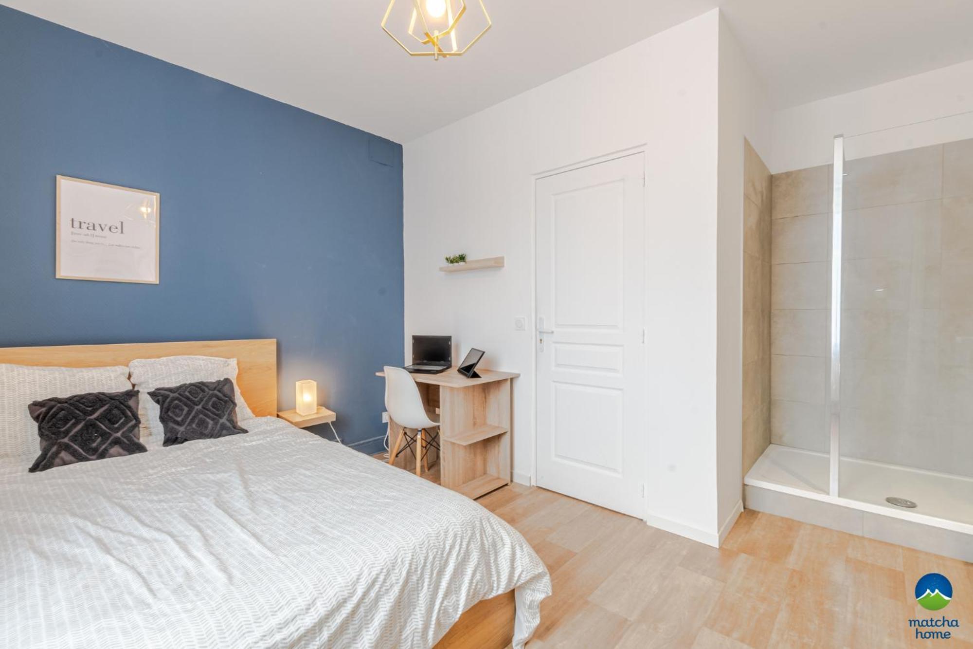 3 Appts - 3 A 7 Lits - Parfait 6 A 10 Pers - Max 26 Pers - 1 Immeuble - Convivialite, Rentabilite ------ English - 3 Apts - 3 To 7 Beds - Ideal For 6 To 10 Guests - Up To 26 - Same Building - Friendly, Flexible Hettange-Grande Extérieur photo